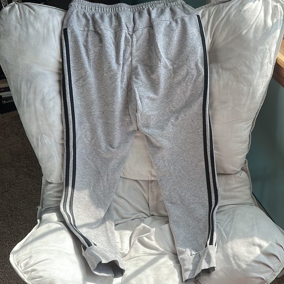 Women’s Adidas Joggers Sweatpants - Picture 5 of 5